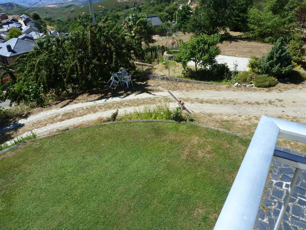 Pension Riego De Ambros Exterior photo